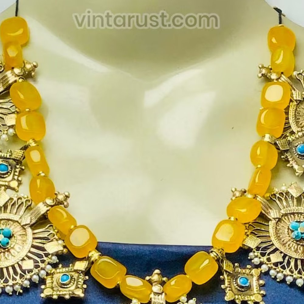 Tribal Choker Necklace, Yellow Stones Beaded Vintage Necklace - Picture 8 of 10
